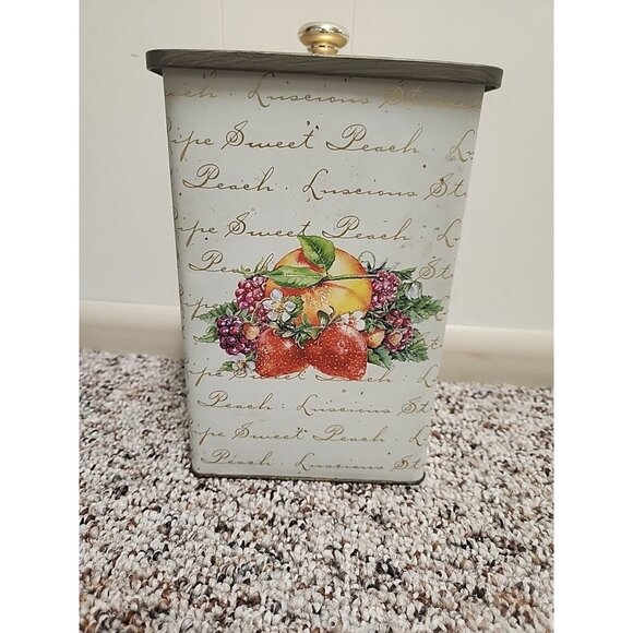 Knotts Berry Farm Shortbread Cookie Tin - Picture 1 of 9